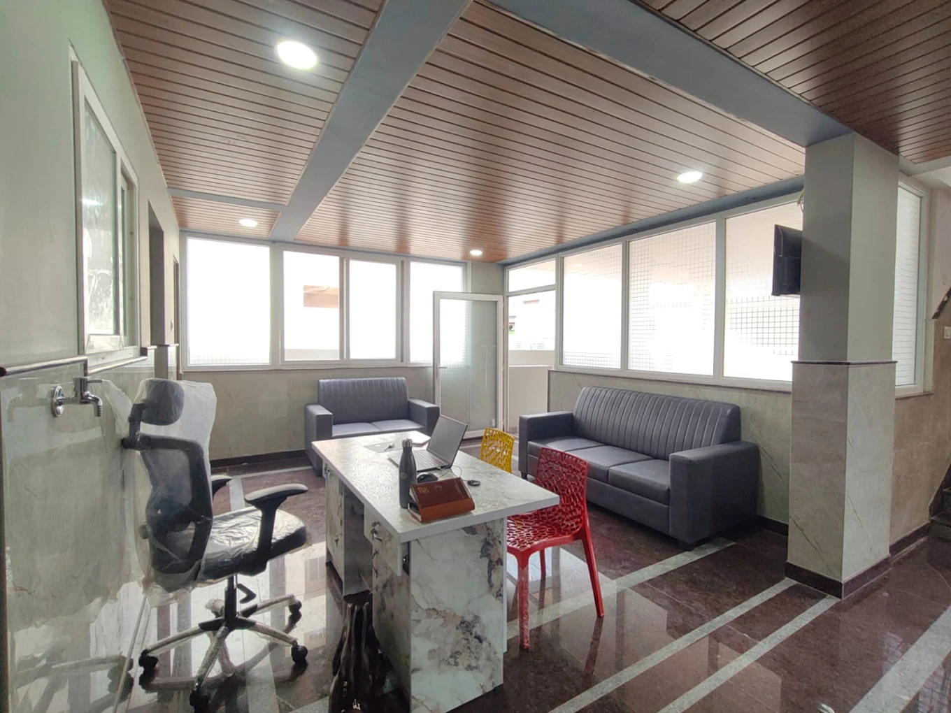 Lounge area